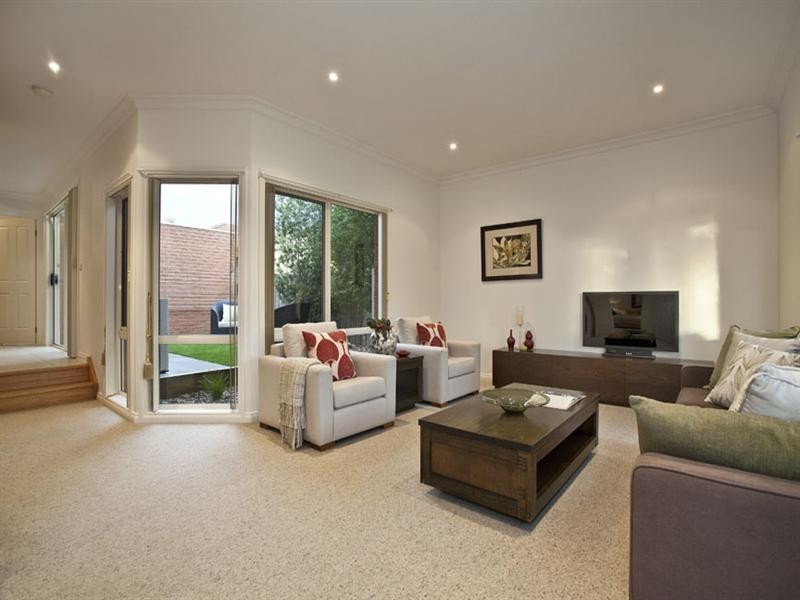 1/17 Lincoln Avenue, Glen Waverley VIC 3150