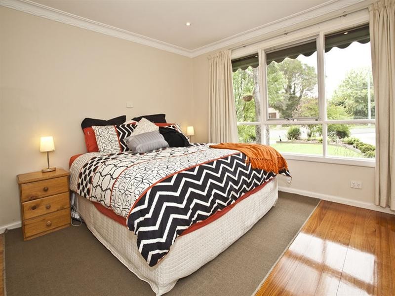 1/5 Carmichael Court, Glen Waverley VIC 3150