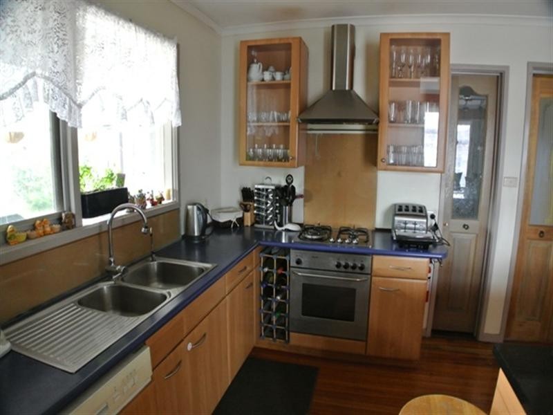 28 Avalon Road, Rowville VIC 3178