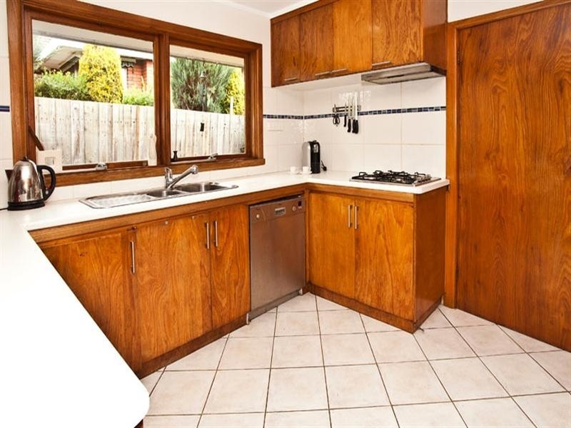 3 Ingleside Crescent, Glen Waverley VIC 3150