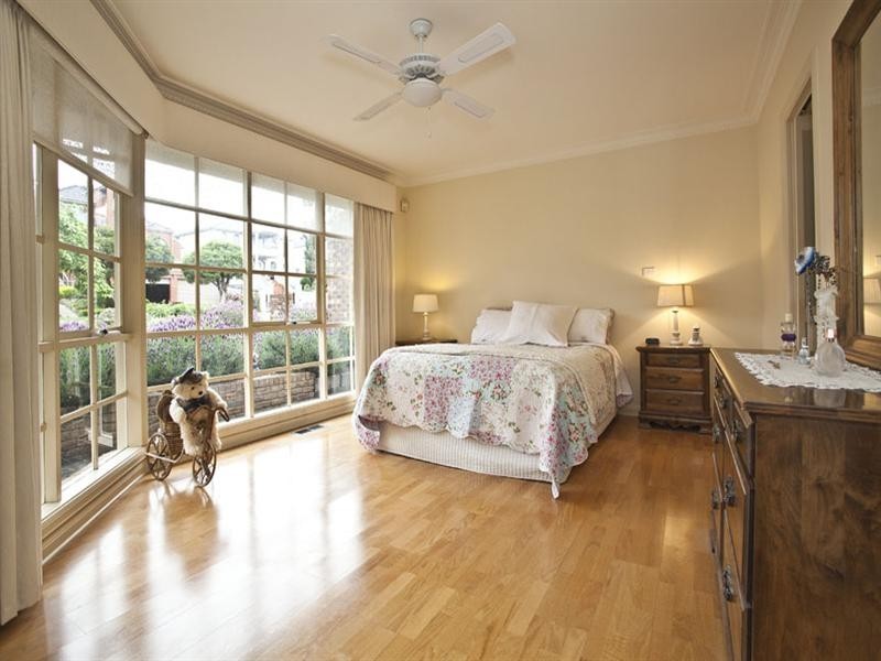 49 Grandview Road, Wheelers Hill VIC 3150