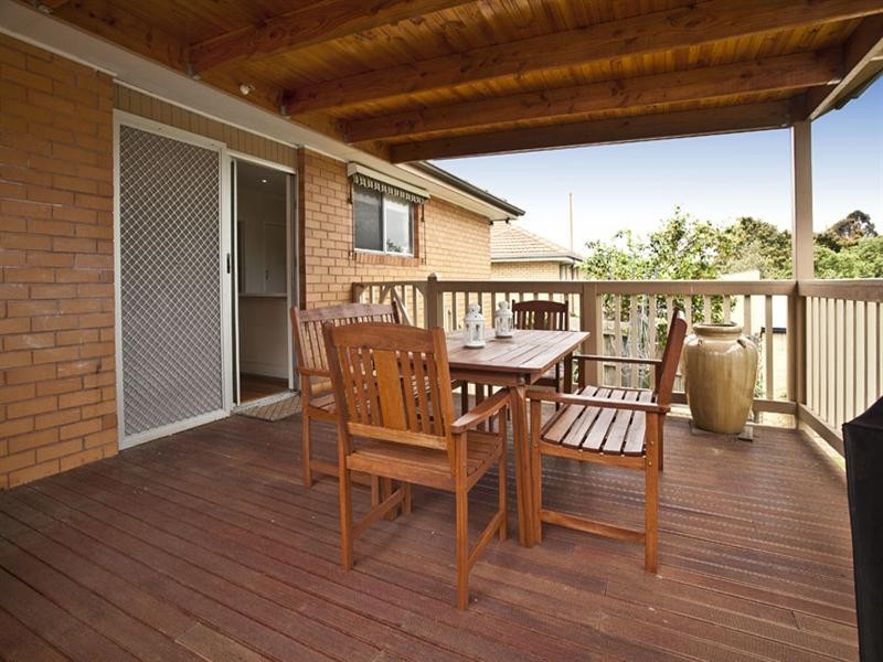 5 Cootamundra Drive, Wheelers Hill VIC 3150