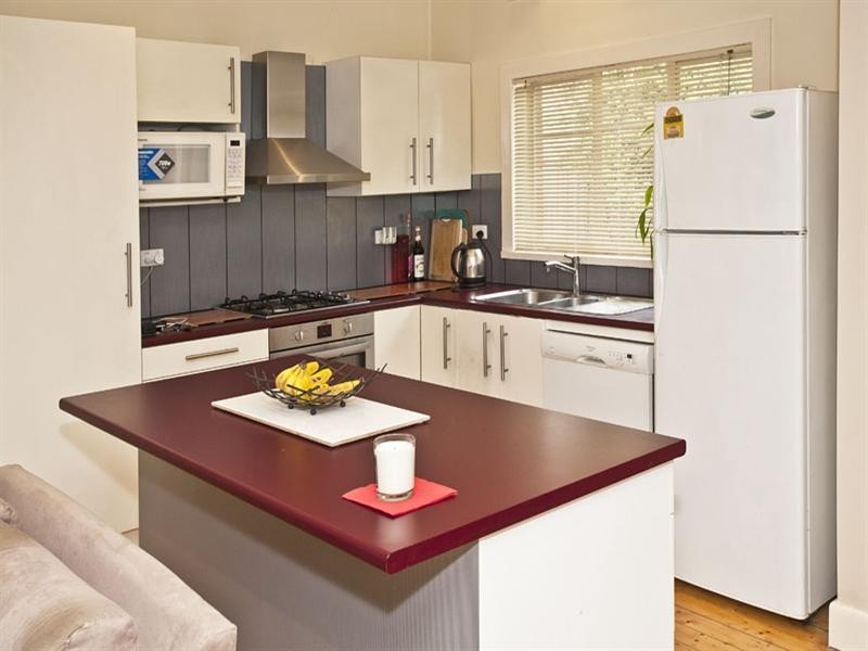 18 Gabriel Avenue, Malvern East VIC 3145