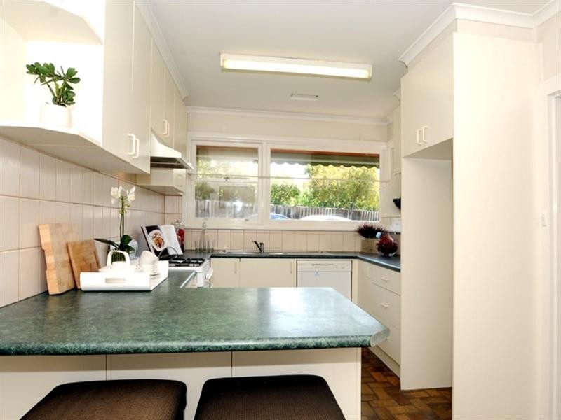14 Barbara Avenue, Glen Waverley VIC 3150