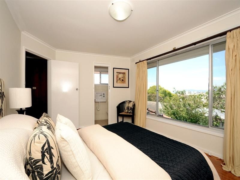 14 Barbara Avenue, Glen Waverley VIC 3150
