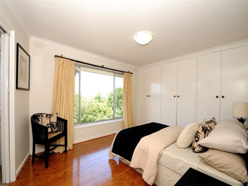 14 Barbara Avenue, Glen Waverley VIC 3150