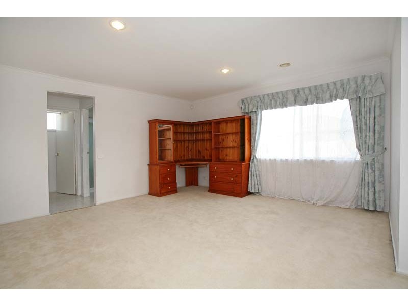 43 Wilma Avenue, Mulgrave VIC 3170