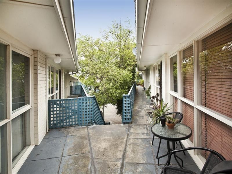 1/1761 Dandenong Road, Oakleigh VIC 3166