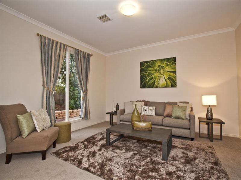 29 The Outlook, Glen Waverley VIC 3150