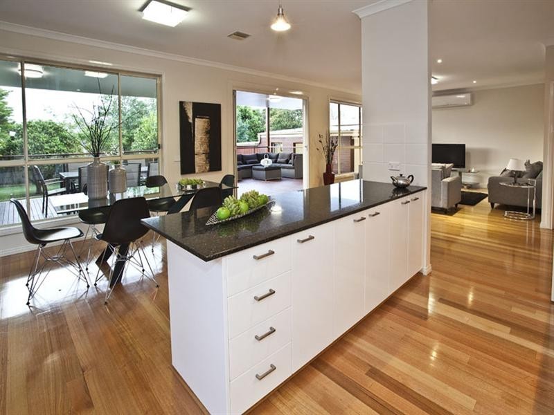 29 The Outlook, Glen Waverley VIC 3150