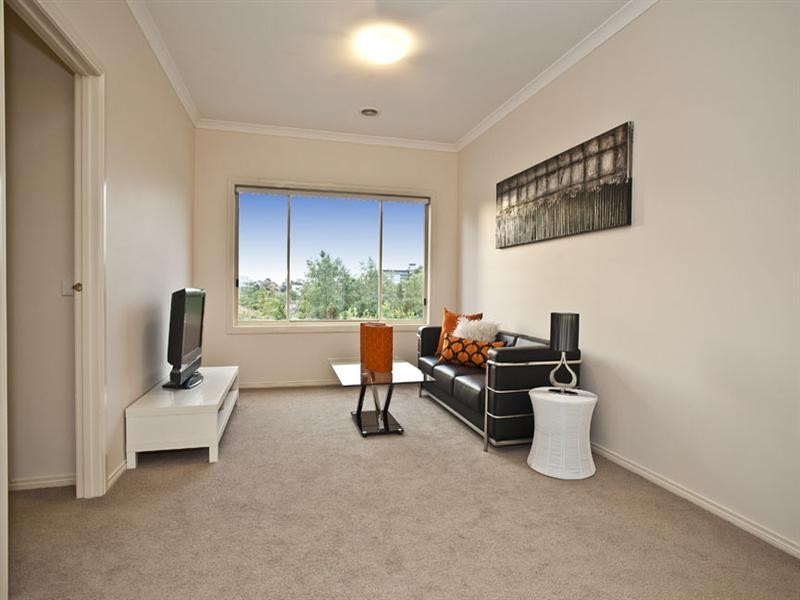 29 The Outlook, Glen Waverley VIC 3150