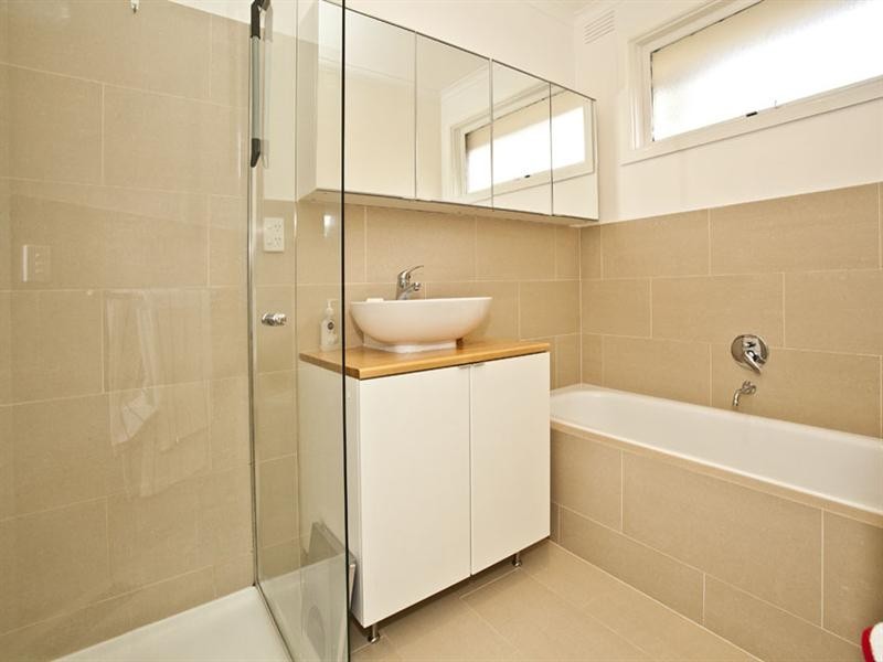 109 Whites Lane, Glen Waverley VIC 3150