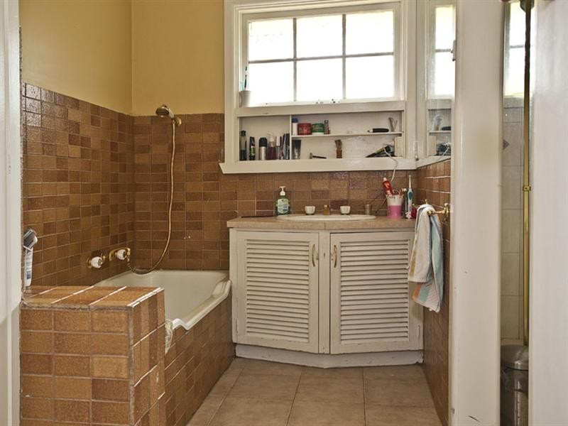 14 Crestmont Drive, Glen Waverley VIC 3150