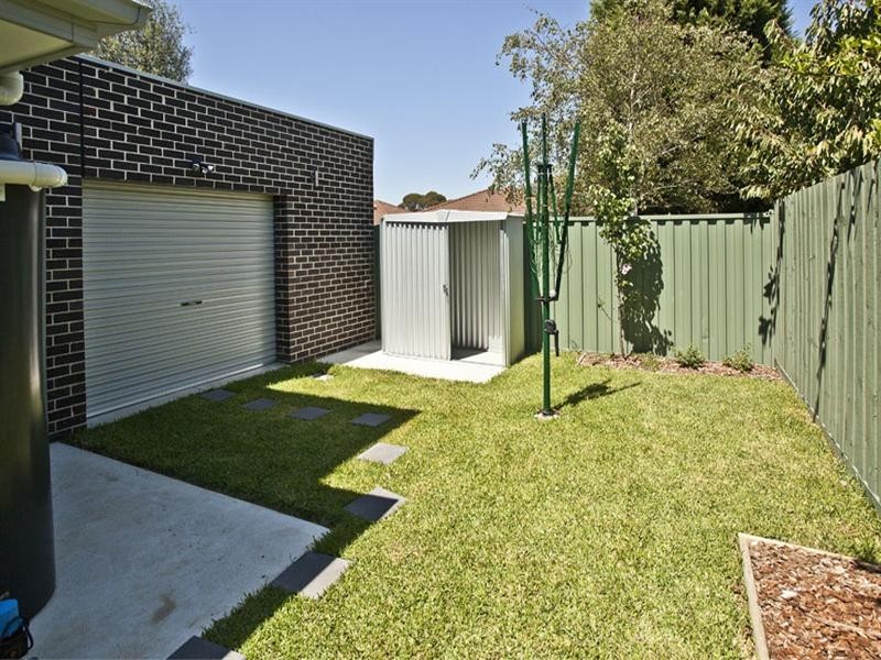 2/19 Headingley Road, Mount Waverley VIC 3149
