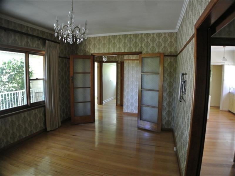 34 Vannam Drive, Ashwood VIC 3147