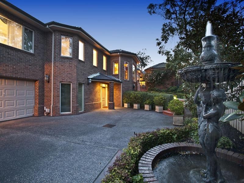 5 Halcyon Drive, Wheelers Hill VIC 3150