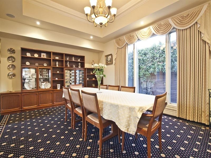 5 Halcyon Drive, Wheelers Hill VIC 3150