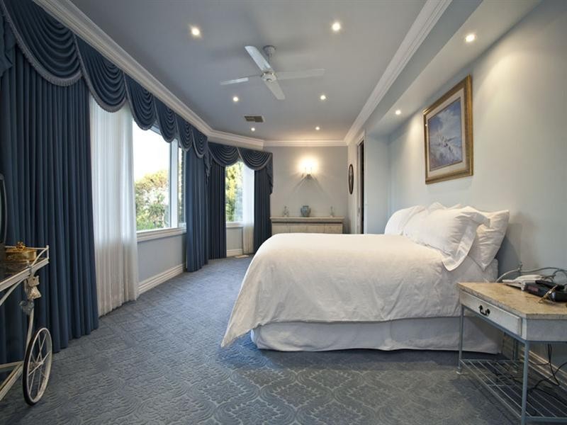 5 Halcyon Drive, Wheelers Hill VIC 3150