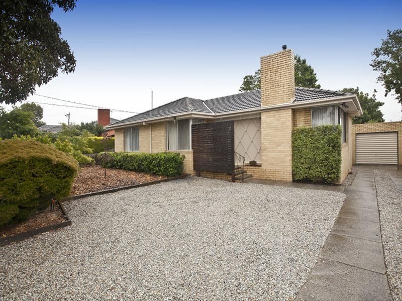 13 Lea Road, Mulgrave VIC 3170