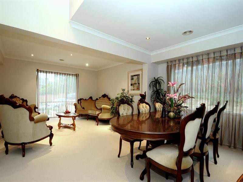 1 Highvale Road, Glen Waverley VIC 3150