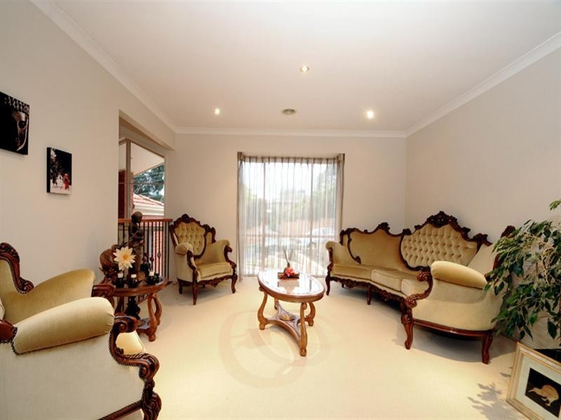 1 Highvale Road, Glen Waverley VIC 3150