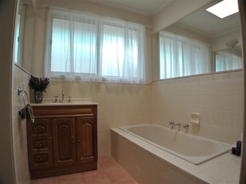 65 Kambara Drive, Mulgrave VIC 3170