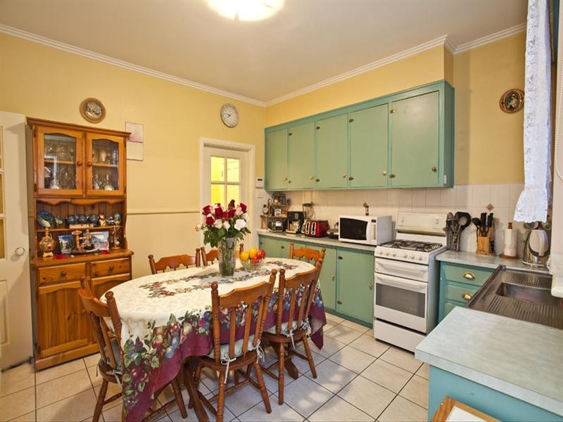 18 Bulong Street, Dandenong VIC 3175