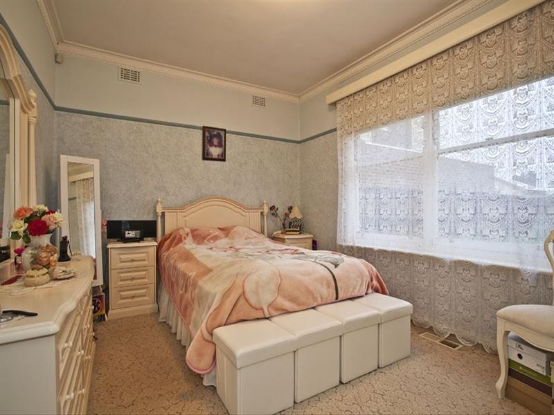 18 Bulong Street, Dandenong VIC 3175