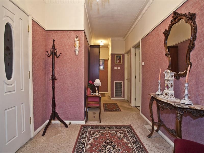 18 Bulong Street, Dandenong VIC 3175