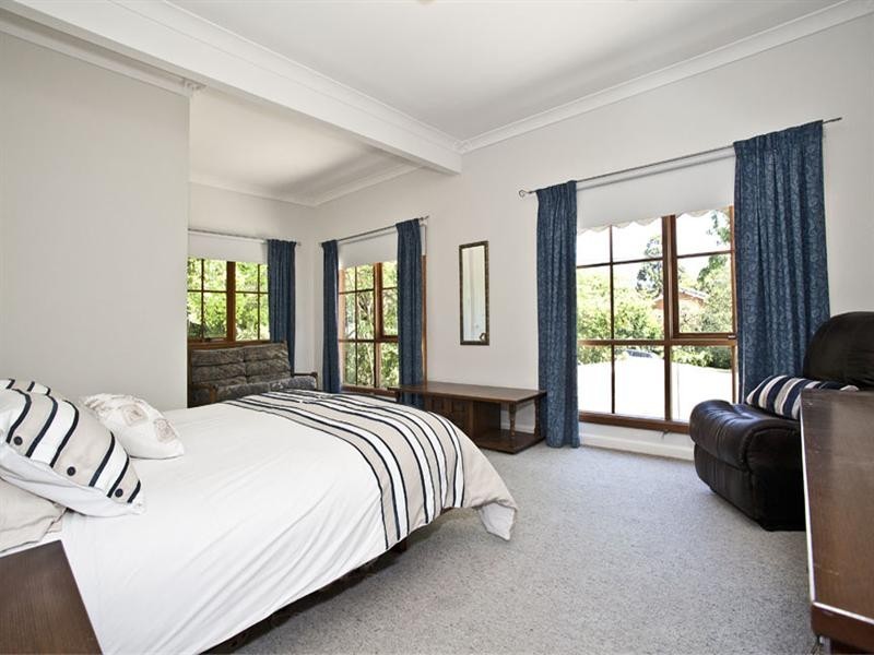 4 Alimar Road, Glen Waverley VIC 3150