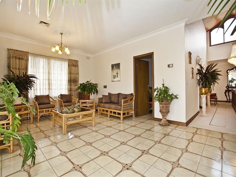 44 Grandview Road, Wheelers Hill VIC 3150