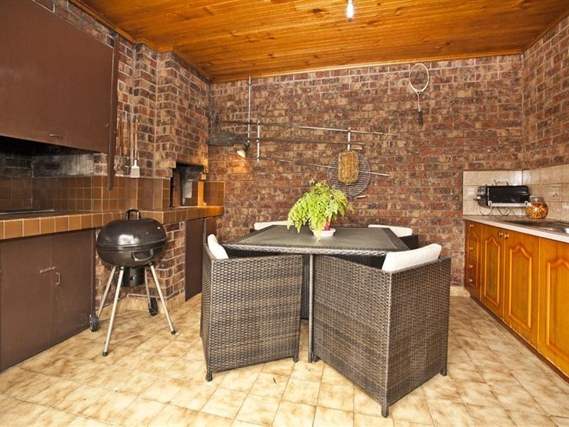 44 Grandview Road, Wheelers Hill VIC 3150