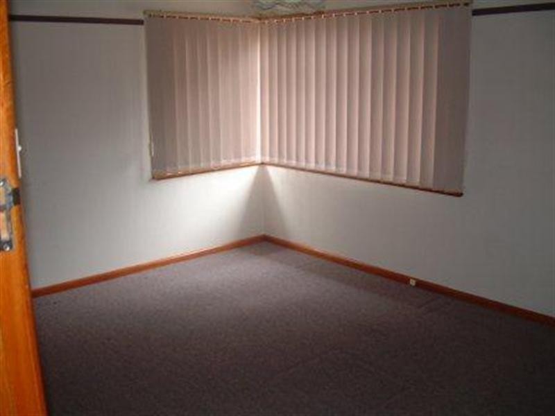 17 Mount Street, Glen Waverley VIC 3150