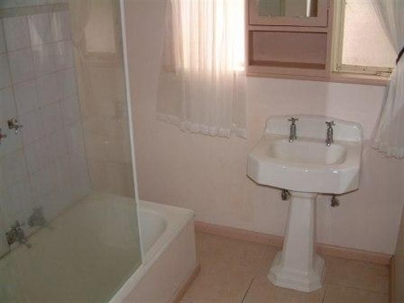 17 Mount Street, Glen Waverley VIC 3150