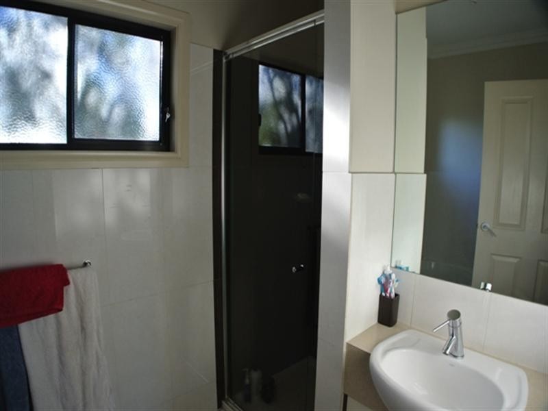 2/1 Highclere Avenue, Mount Waverley VIC 3149