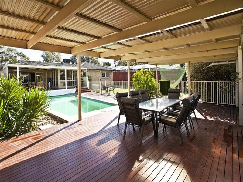 23 Lascelle Drive, Vermont South VIC 3133