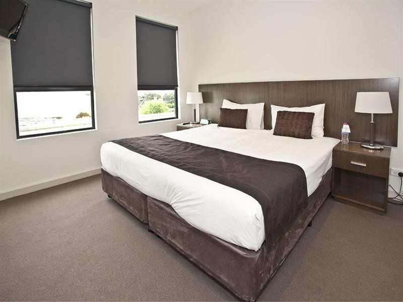 211/353 Springvale Road, Glen Waverley VIC 3150