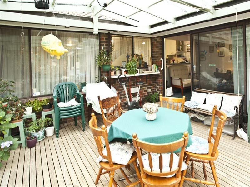 18 Regent Street, Mount Waverley VIC 3149