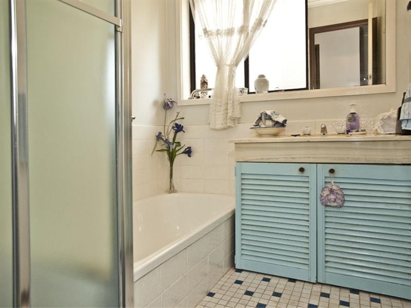 18 Regent Street, Mount Waverley VIC 3149