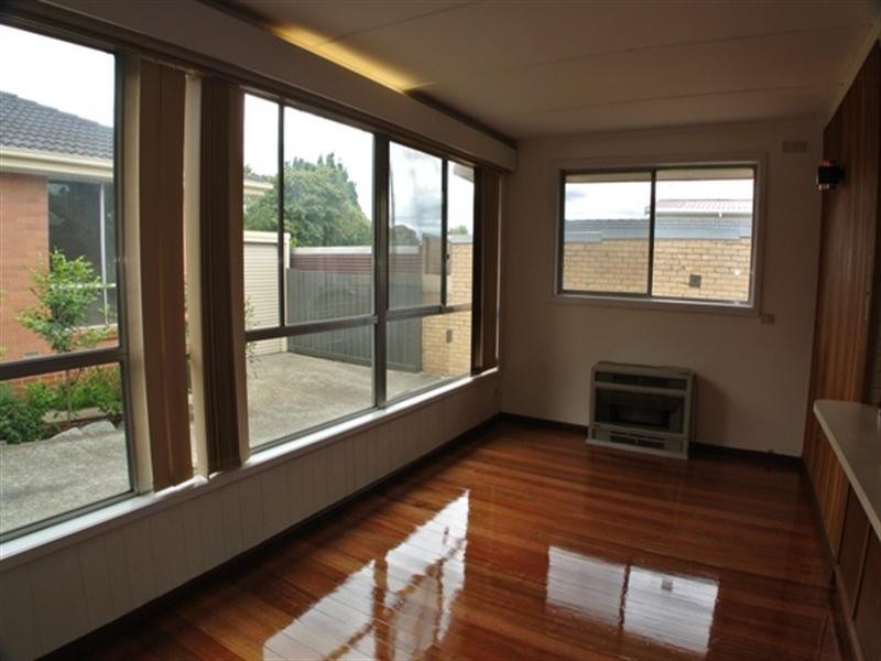 1/23 Mandowie Road, Glen Waverley VIC 3150