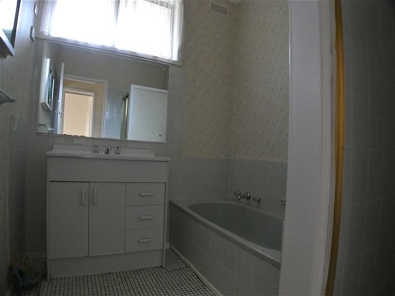 1/23 Mandowie Road, Glen Waverley VIC 3150