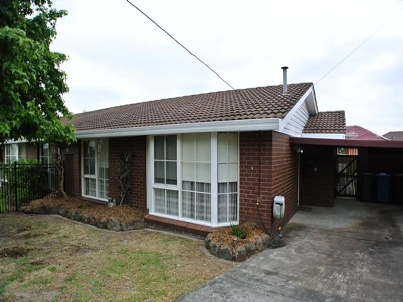 2/30 Sabine Avenue, Dandenong North VIC 3175