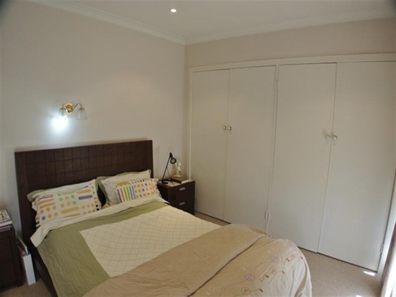 40 Banbury Street, Burwood East VIC 3151