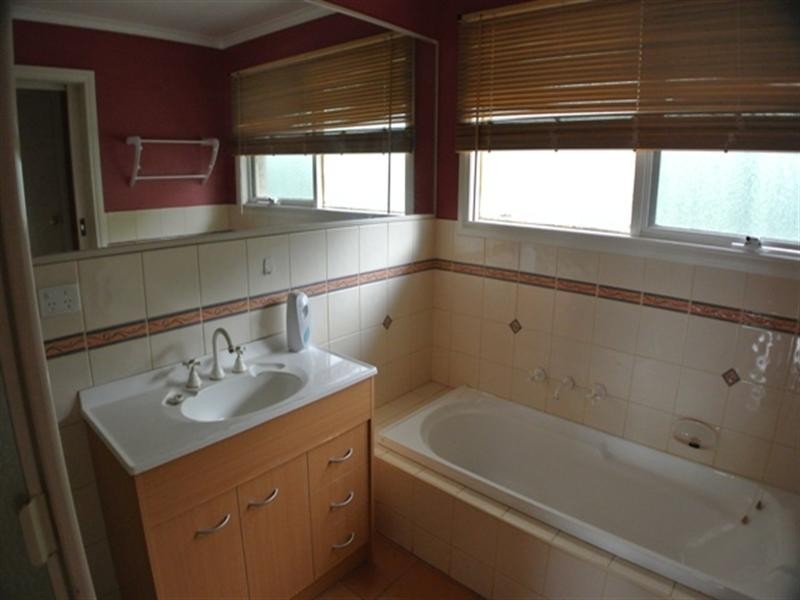 40 Wildwood Avenue, Vermont South VIC 3133