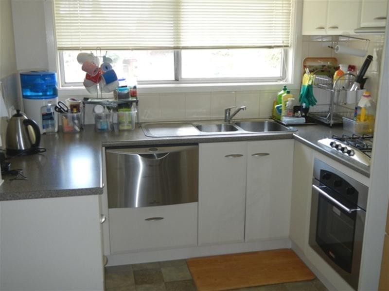 4/28 Florence Street, Glen Waverley VIC 3150