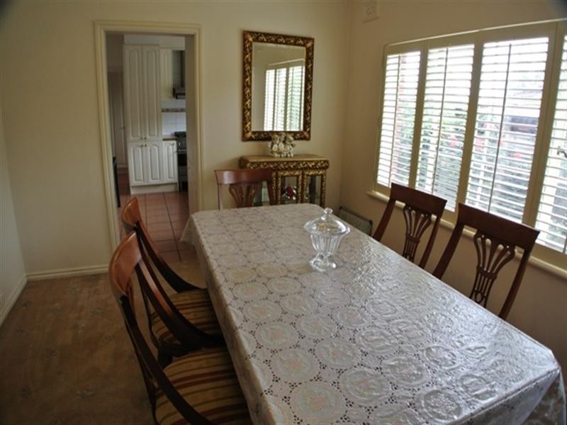 835 High Street Road, Glen Waverley VIC 3150