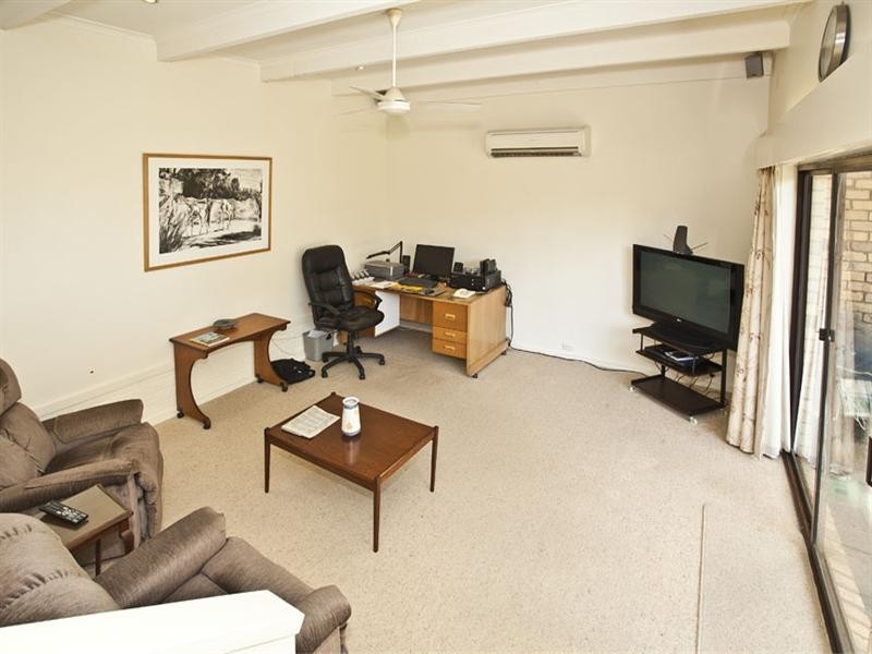 735 High Street Road, Glen Waverley VIC 3150