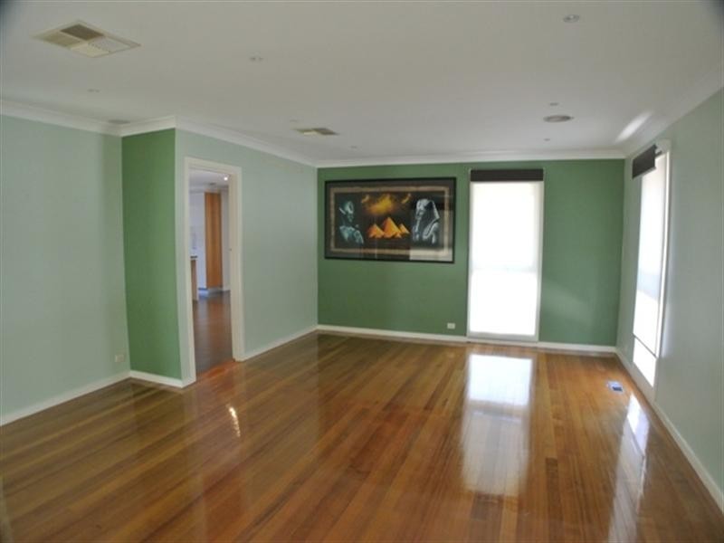 50 Camelot Drive, Glen Waverley VIC 3150