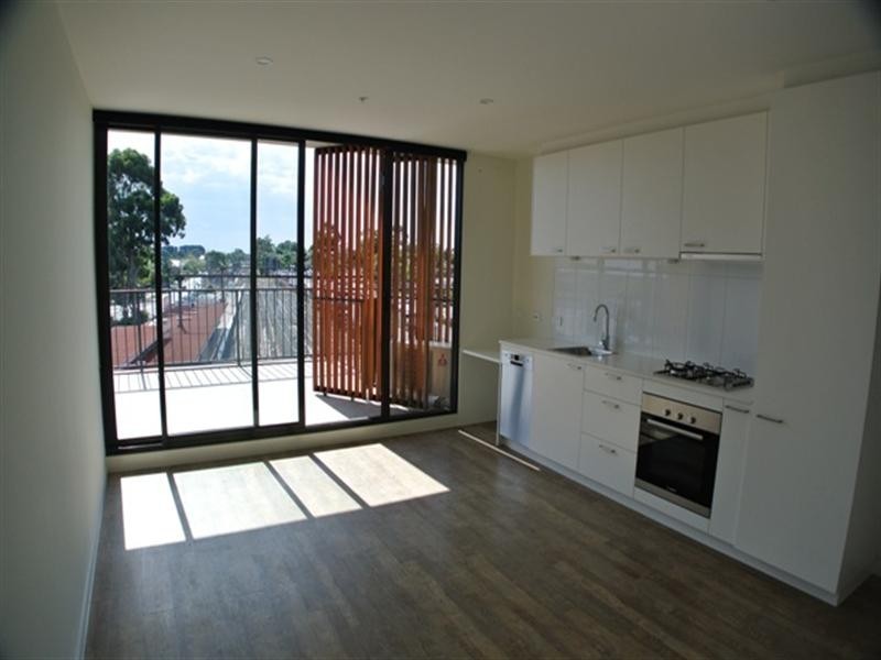 511/39-55 Kingsway, Glen Waverley VIC 3150