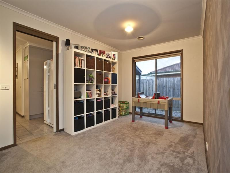 2 Stephanie Close, Ferntree Gully VIC 3156